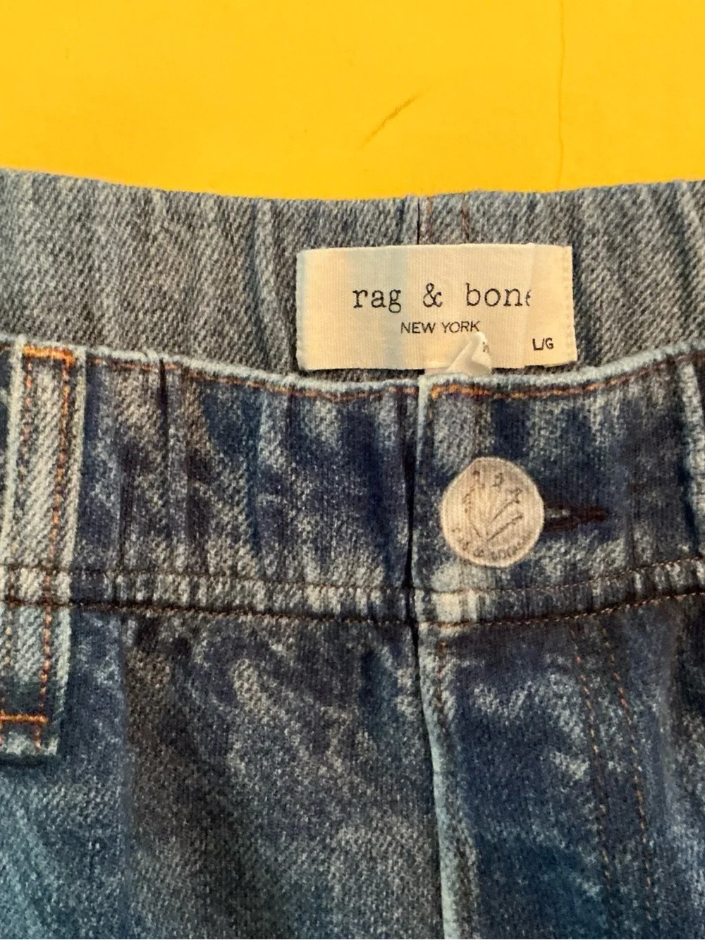 Rag & Bone Miramar Jean denim shorts sz large - Picture 2 of 3